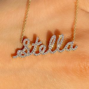stylish customized name necklace