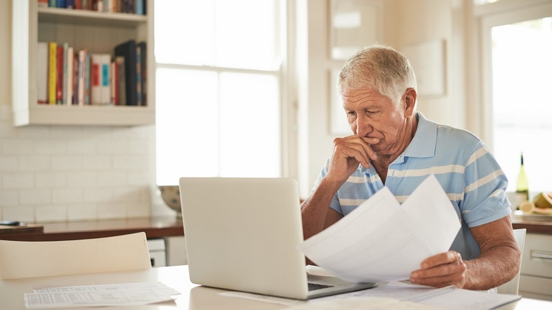 6 Financial Moves Retirees Regret Making In Their Youth